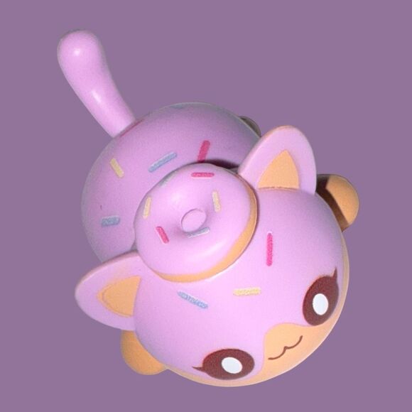 Aphmau Meemeows Surprise Series Donut Cat Vinyl Mystery Figure A10 - Picture 1 of 7